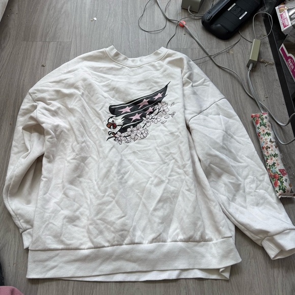 Capitals cherry blossom screaming eagle white sweatshirt - Picture 1 of 5